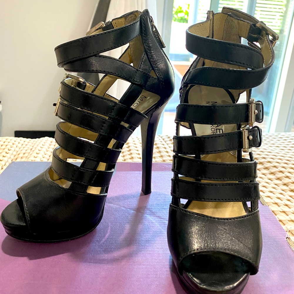 Michael Kors strappy heels 5.5